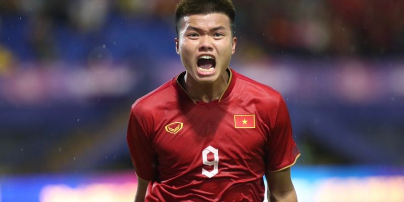 Nguyễn Văn Tùng – Tài năng trẻ đang lên